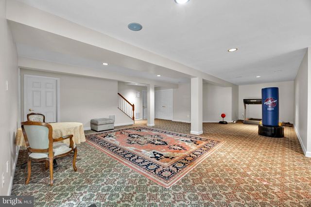 15004 QUINCE ORCHARD, North Potomac, MD 20878