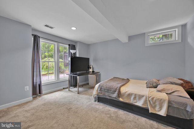 15004 QUINCE ORCHARD, North Potomac, MD 20878