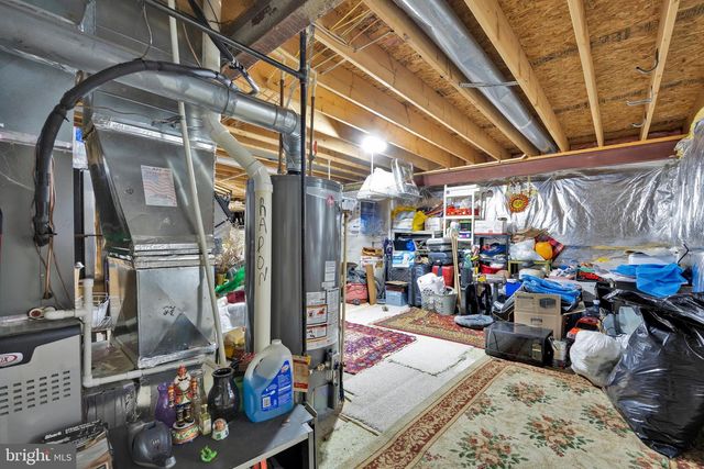 15004 QUINCE ORCHARD, North Potomac, MD 20878