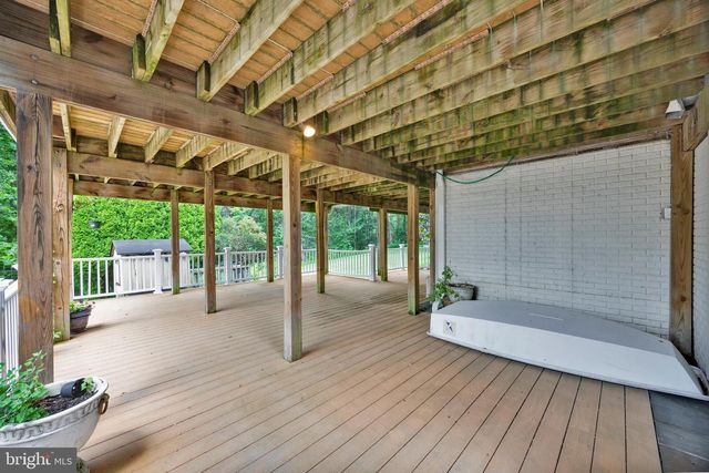 15004 QUINCE ORCHARD, North Potomac, MD 20878