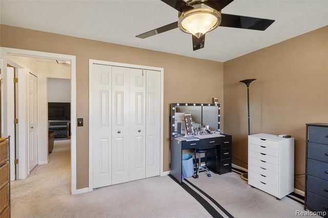 41600 Janet Drive, Clinton Township, MI 48038