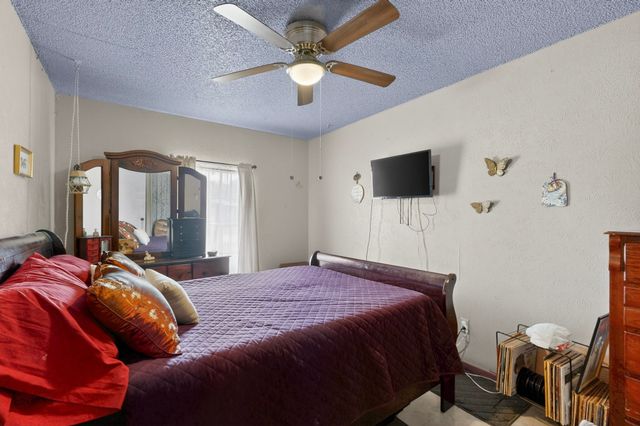 821 Cherry Hills Drive, Lancaster, TX 75134