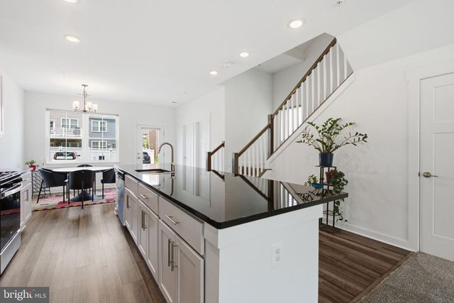 411 GILLESPIE DR, Frederick, MD 21702