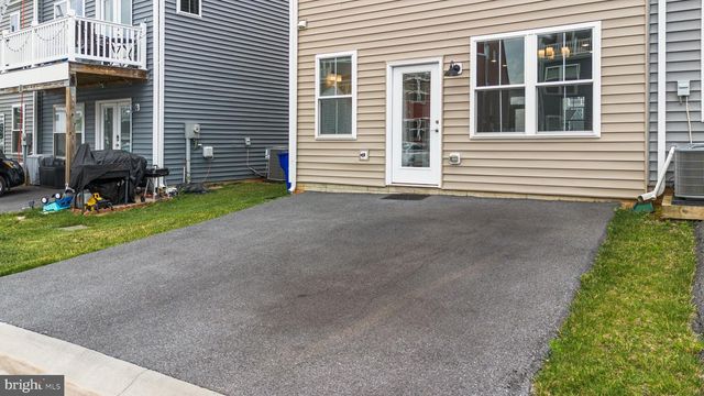 411 GILLESPIE DR, Frederick, MD 21702