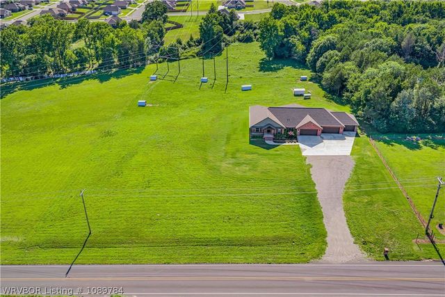 2717 Oliver Springs Road, Van Buren, AR 72956
