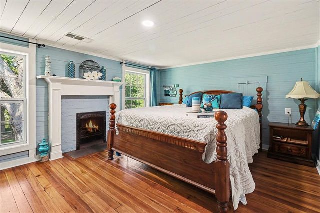 197 Hills Creek Road, Taylorsville, GA 30178