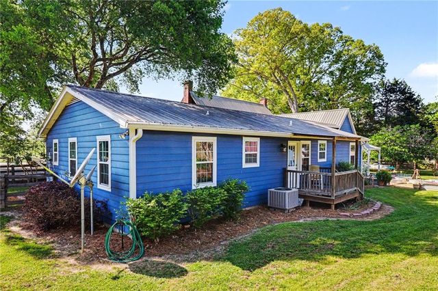 197 Hills Creek Road, Taylorsville, GA 30178