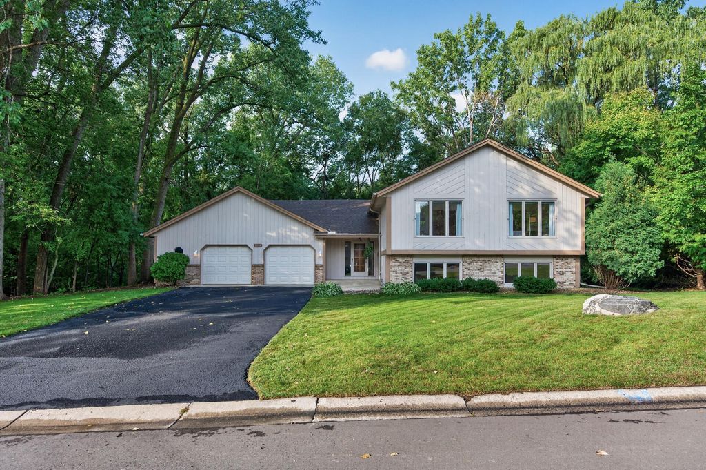 7390 130th Street W, Apple Valley, MN 55124 — photo 4