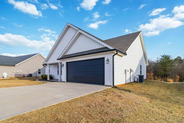 3111 Lorenzo Court, Inman, SC 29349