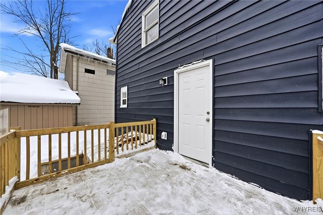 52 Pound Street, Lockport City, NY 14094