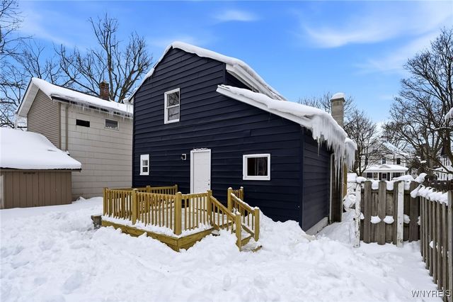 52 Pound Street, Lockport City, NY 14094