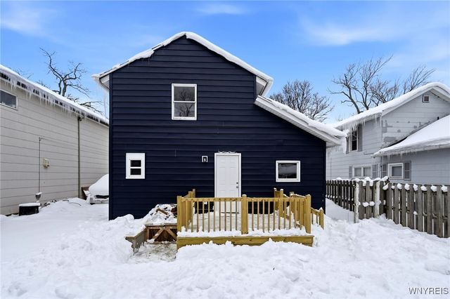 52 Pound Street, Lockport City, NY 14094