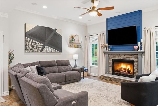 6721 Crittenden RD, Suffolk, VA 23432