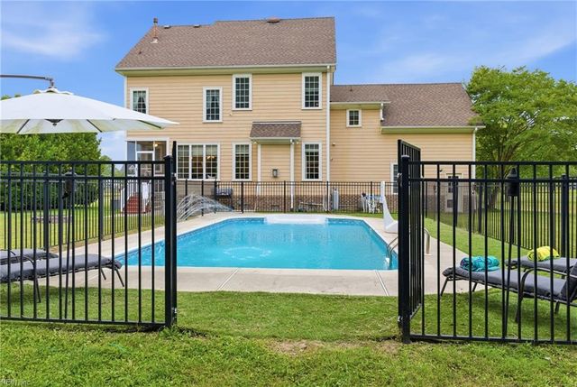 6721 Crittenden RD, Suffolk, VA 23432