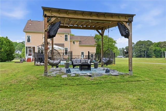 6721 Crittenden RD, Suffolk, VA 23432