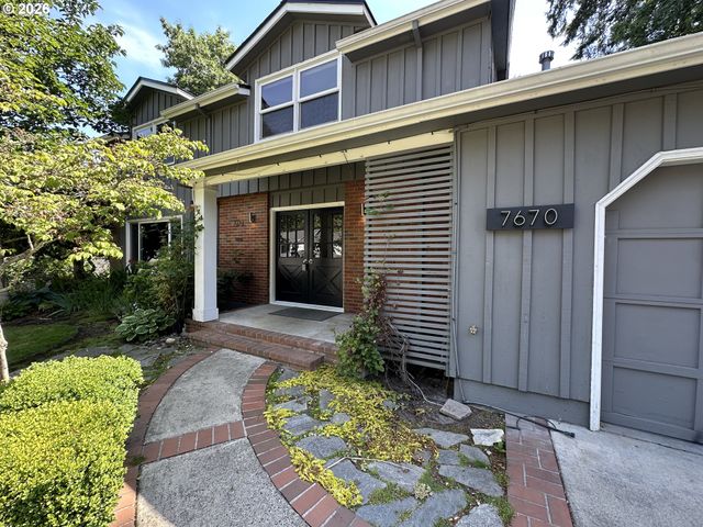 7670 Sw DANIELLE Ave, Beaverton, OR 97008
