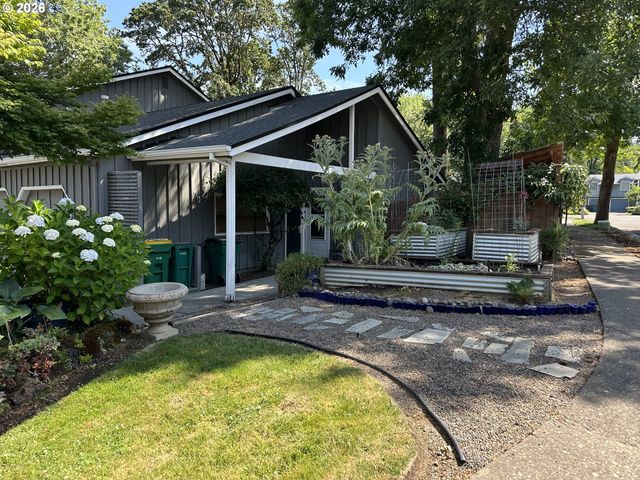 7670 Sw DANIELLE Ave, Beaverton, OR 97008