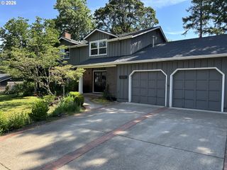 7670 Sw DANIELLE Ave, Beaverton, OR 97008