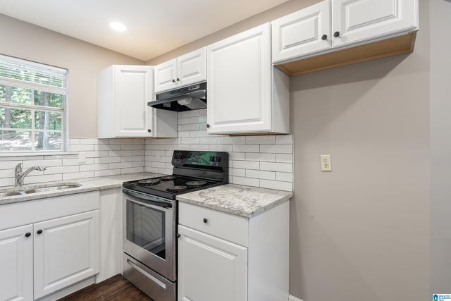 200 REDWOOD DRIVE, Maylene, AL 35114