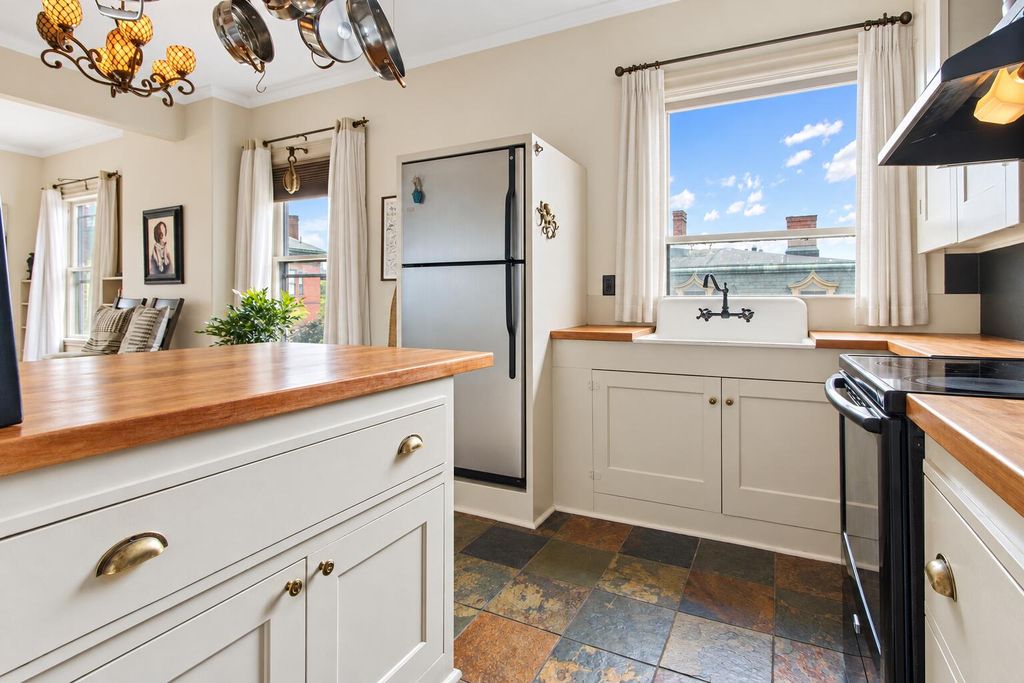 29 Deering Street 3, Portland, ME 04101 — photo 5