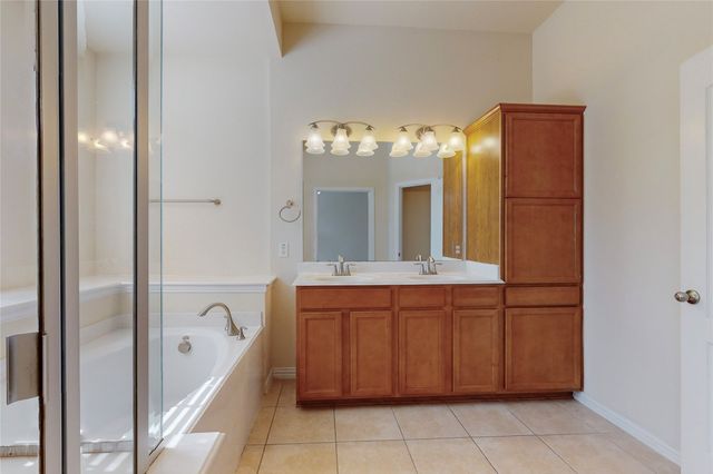 1955 Loma Linda Drive, Irving, TX 75063