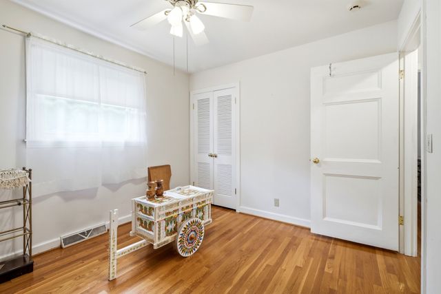 481 Broadwell Dr, Nashville, TN 37220