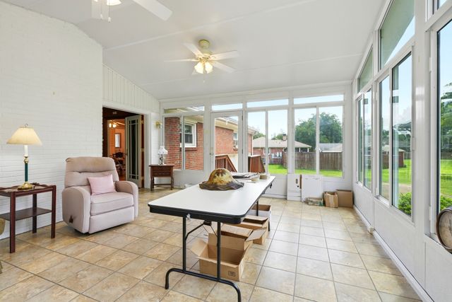 481 Broadwell Dr, Nashville, TN 37220