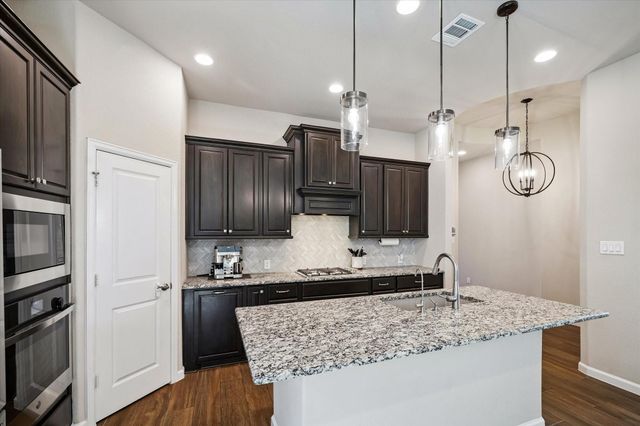 388 Rise Lane, Montgomery, TX 77316