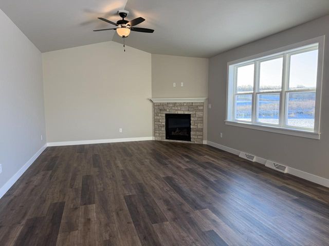 11 Wisteria CORNER, Fond Du Lac, WI 54935