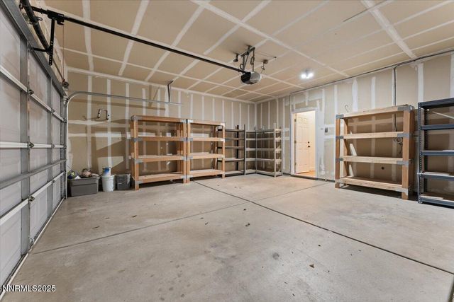 10482 Summershade Lane, Reno, NV 89521