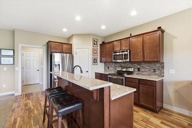1465 ABERCORN Drive, Council Bluffs, IA 51503