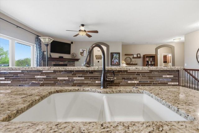 1465 ABERCORN Drive, Council Bluffs, IA 51503