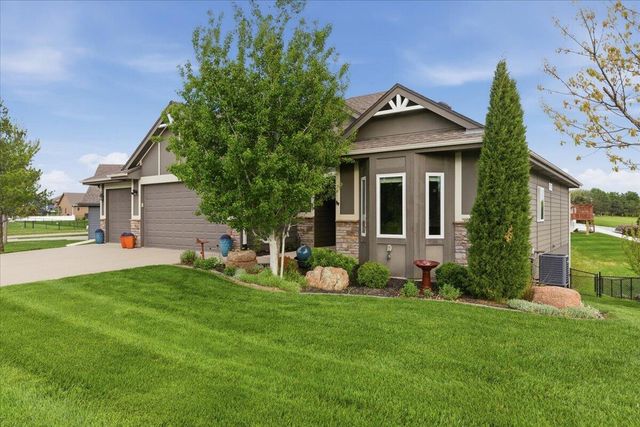 1465 ABERCORN Drive, Council Bluffs, IA 51503