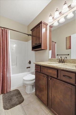 1465 ABERCORN Drive, Council Bluffs, IA 51503