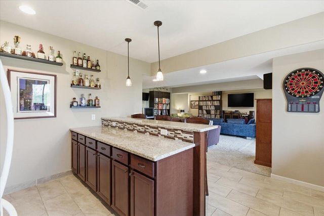 1465 ABERCORN Drive, Council Bluffs, IA 51503