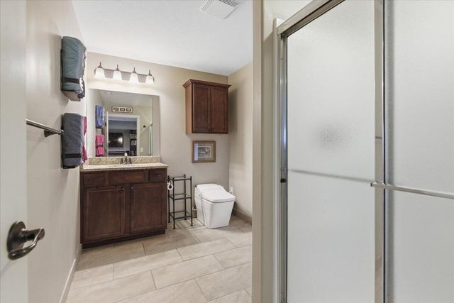 1465 ABERCORN Drive, Council Bluffs, IA 51503