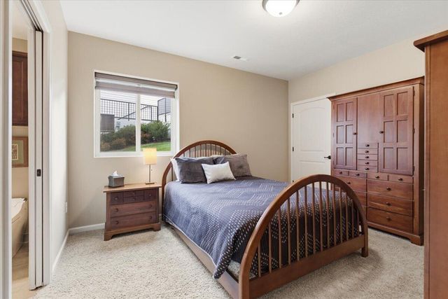 1465 ABERCORN Drive, Council Bluffs, IA 51503