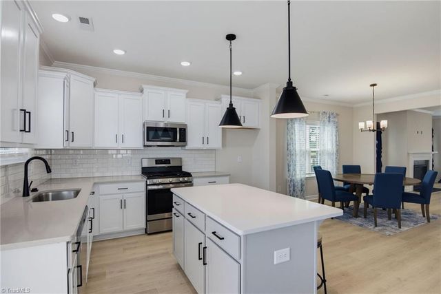 1403 Prospect Hill Street, Kernersville, NC 27284