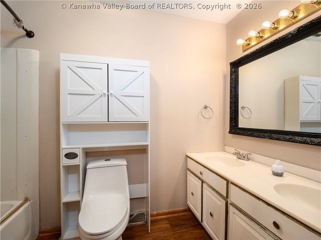 9 Marty Lane, St Albans, WV 25177