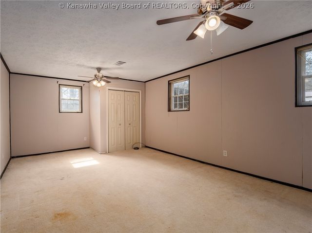 9 Marty Lane, St Albans, WV 25177