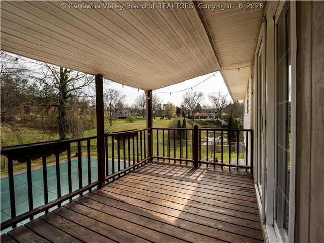 9 Marty Lane, St Albans, WV 25177