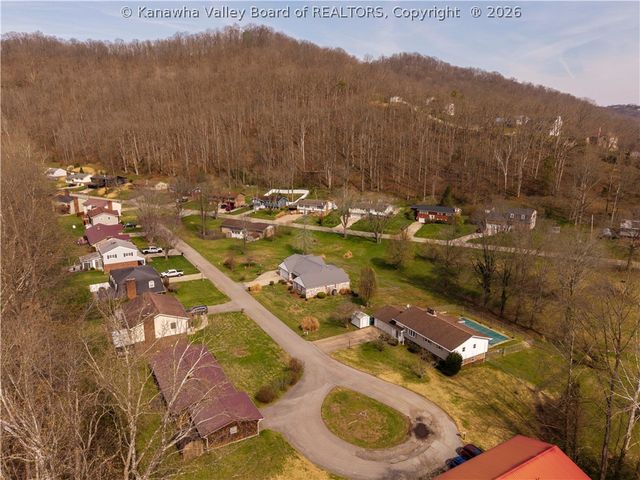 9 Marty Lane, St Albans, WV 25177