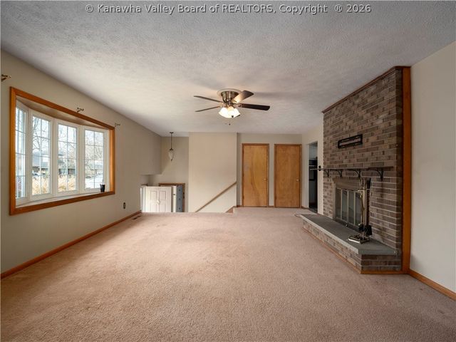 9 Marty Lane, St Albans, WV 25177