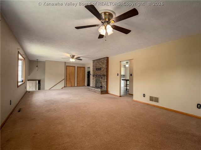 9 Marty Lane, St Albans, WV 25177