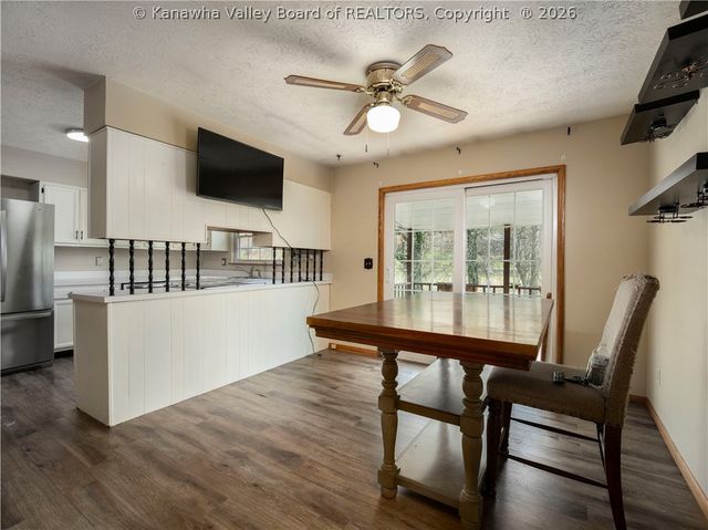 9 Marty Lane, St Albans, WV 25177