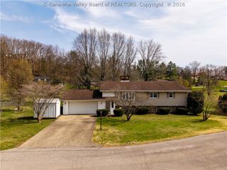 9 Marty Lane, St Albans, WV 25177