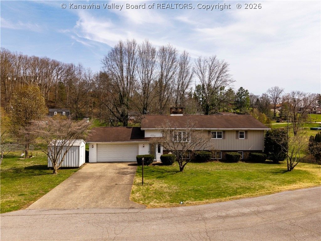 9 Marty Lane, St Albans, WV 25177