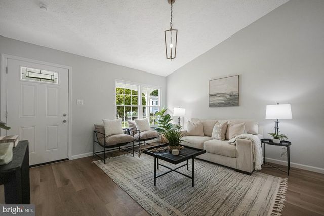 4216 MOCKINGBIRD CIR, Waldorf, MD 20603