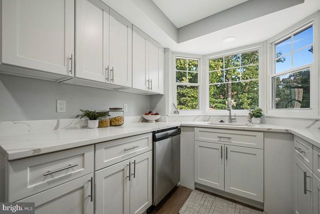 4216 MOCKINGBIRD CIR, Waldorf, MD 20603
