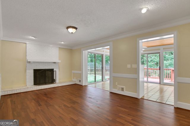 2020 Heatherdale Lane SW, Marietta, GA 30064